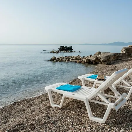 Appartamento Agistri By The Sea Perama  Esterno foto