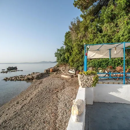 Appartamento Agistri By The Sea Perama  Esterno foto